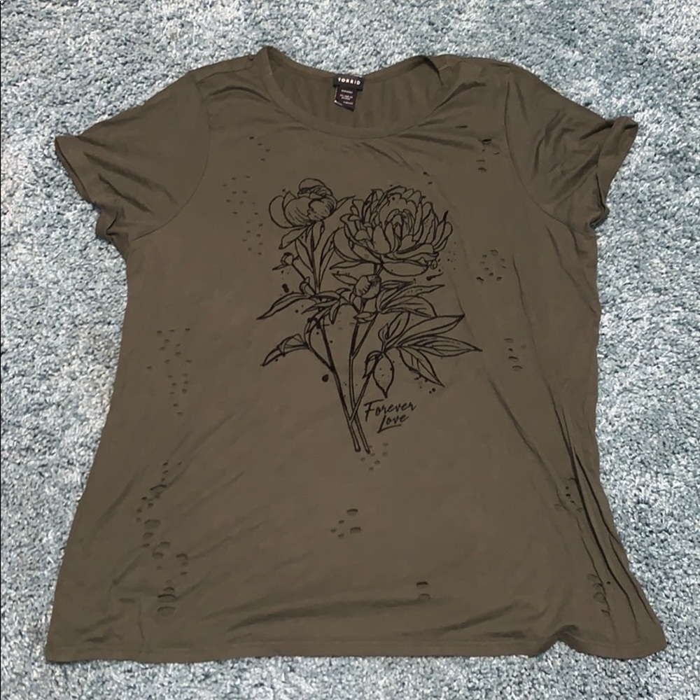 Torrid 2X distressed floral t-shirt